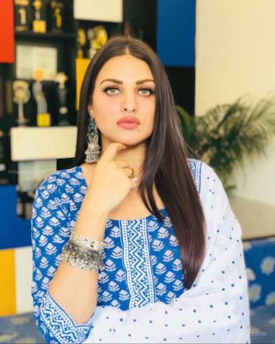 Bigg boss former contestant Himanshi Khurana