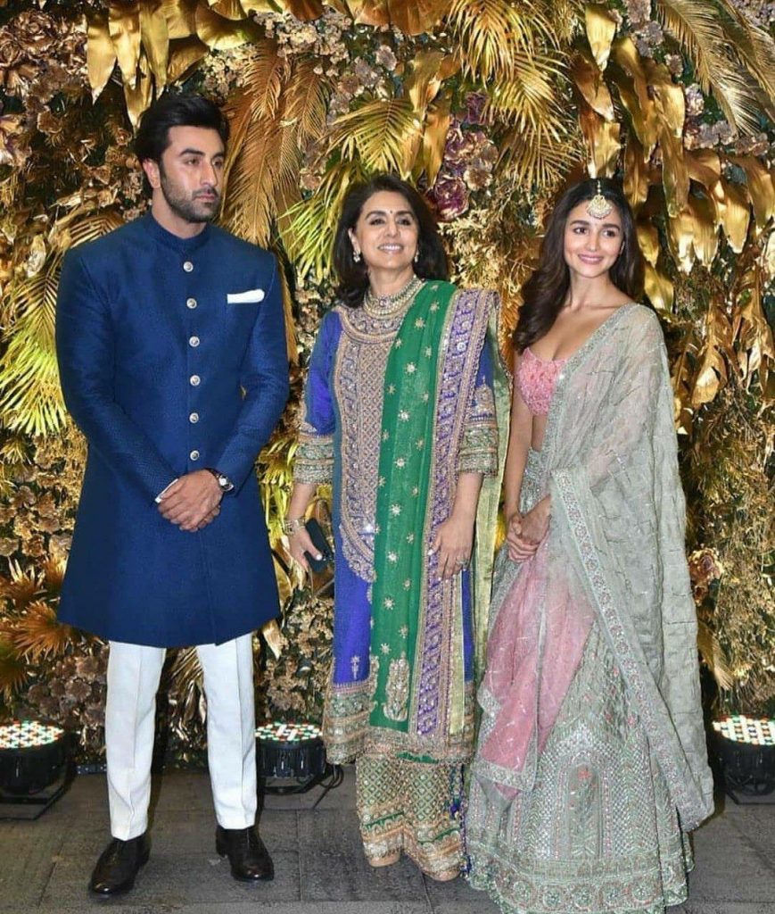 neetu kapoor with son ranbir kapoor and alia bhatt