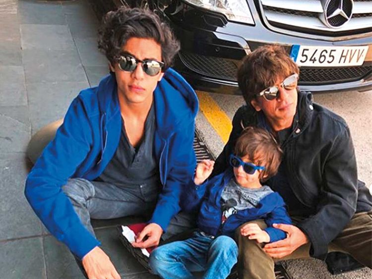 shah Rukh khan with son Abram
