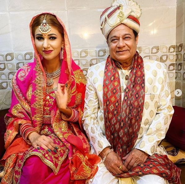 Jasleen Matharu and Anup jalota wedding